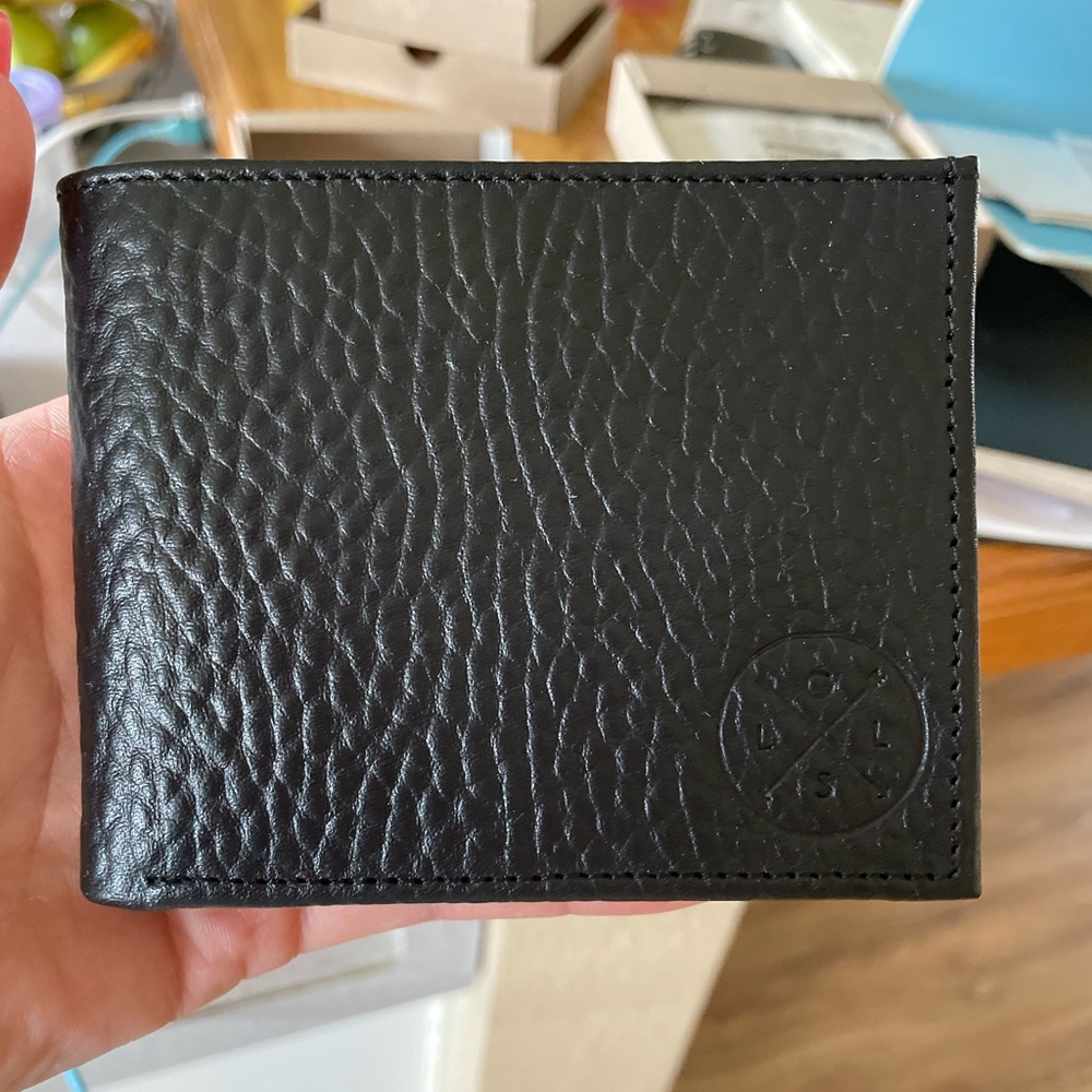 Men’s leather wallets